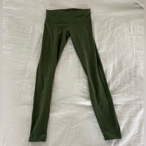 Lululemon Wunder Under Leggings size 4